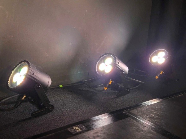 LED照明機器AX5