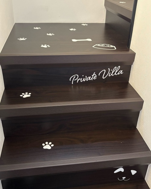 階段のステッカー装飾